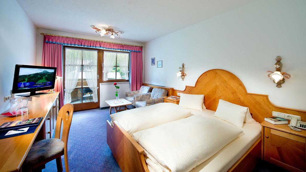 Hotel Bergland Lermoos Δωμάτιο φωτογραφία