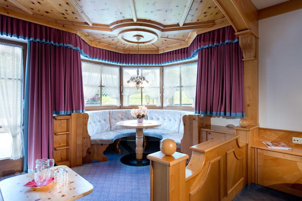 Hotel Bergland Lermoos Δωμάτιο φωτογραφία