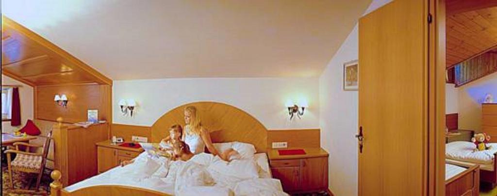 Hotel Bergland Lermoos Εξωτερικό φωτογραφία